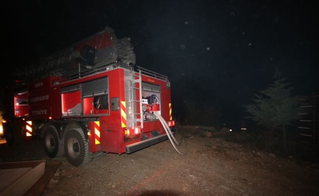 Konya'da mobilya fabrikasında yangın