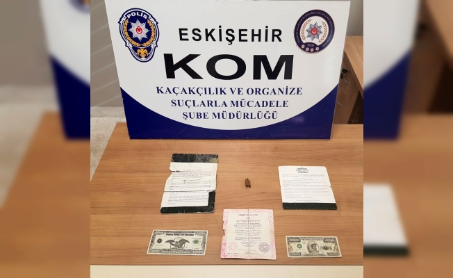 Eskişehir'de bir milyon dolarlık 2 banknot ele geçirildi