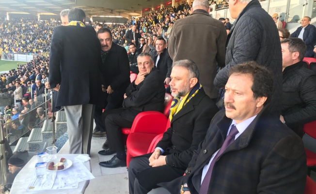 Lokman Ertürk Ankaragücü için tribünde