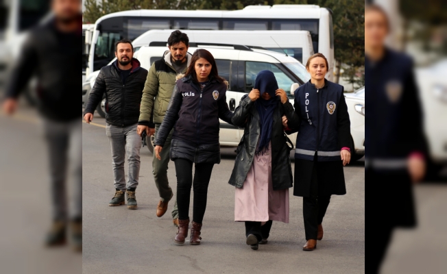 Polis terk edilen bebeğin annesini göbek bağından buldu