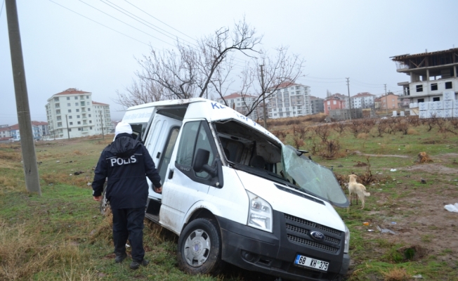 Aksaray'da işçi servisi ile otomobil çarpıştı: 7 yaralı