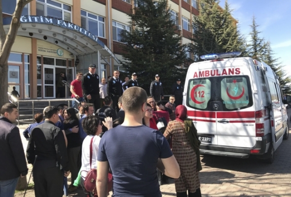 Eskişehir Osmangazi Üniversitesinde silahlı saldırı