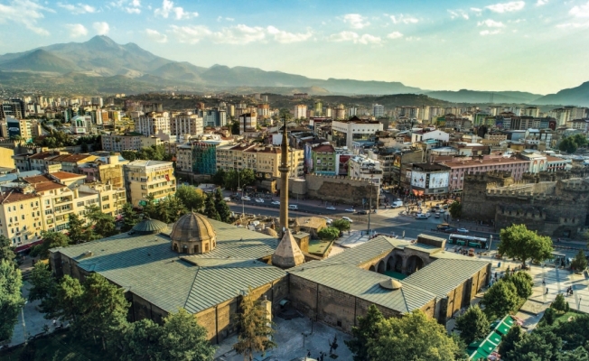 Kayseri'nin güzellikleri drone ile görüntülendi