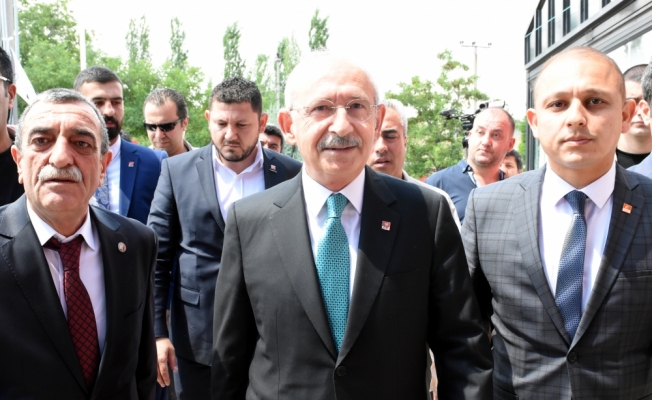 Kılıçdaroğlu, STK temsilcileri ve muhtarlarla buluştu