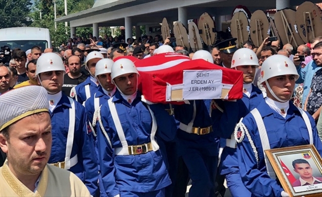 Şehit Jandarma Er Ay son yolculuğuna uğurlandı