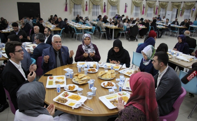 Zara'da iftar programı düzenlendi