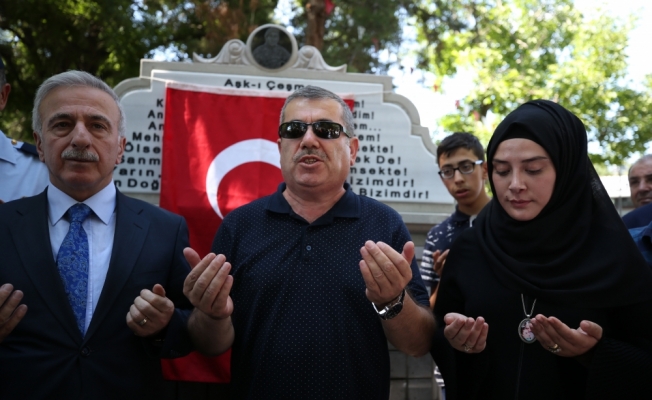 Şehit eşi için çeşme yaptırdı