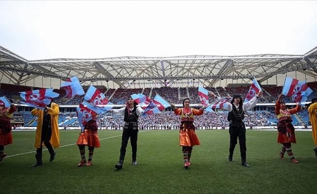 Trabzonspor kuruluşunun 51. yıl dönümünü kutladı