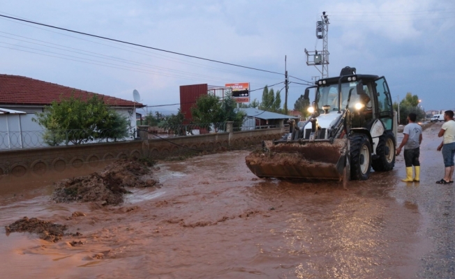 Afyonkarahisar’da sağanak