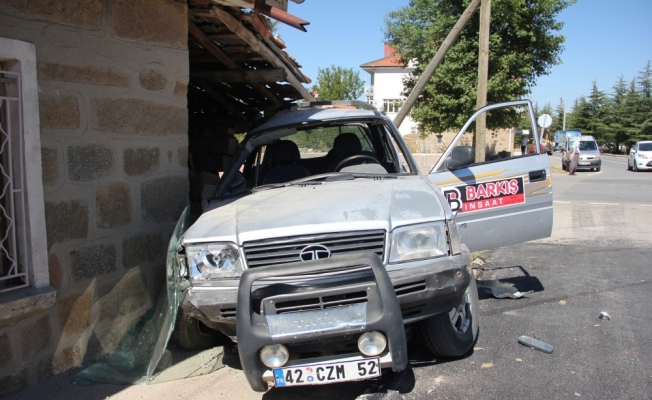 Konya'da trafik kazası: 1 ölü, 1 yaralı