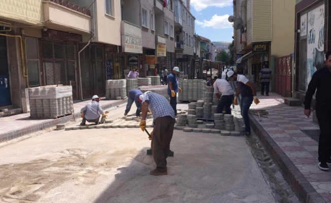 Sorgun'da belediyeden kilitli parke taşı çalışması