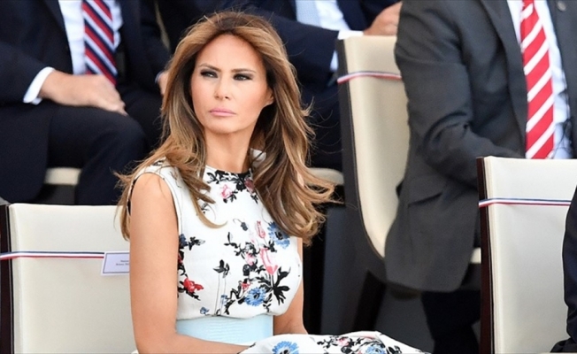 Melania Trump ilk kez eşinden ayrı tura çıkıyor