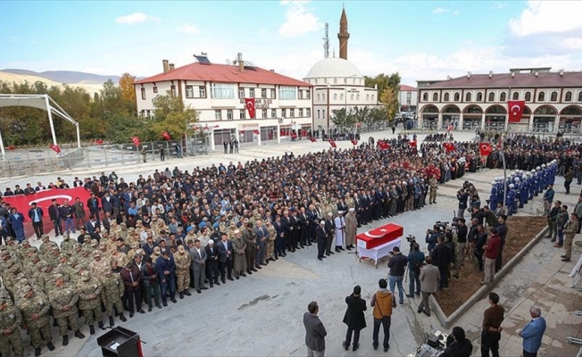 Şehit onbaşı son yolculuğuna uğurlandı