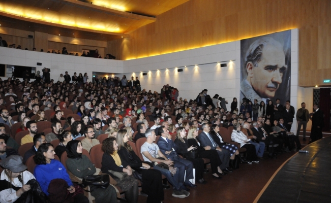 6. Dilek Sabancı Tiyatro Festivali başladı