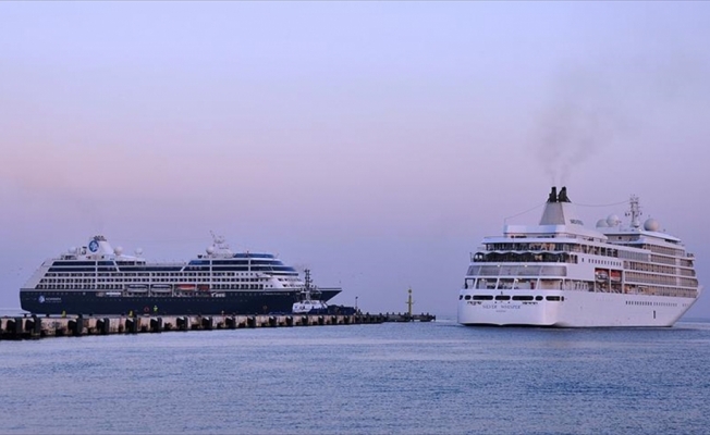 Kuşadası Limanı'na bu yıl 152 kruvaziyer demirledi