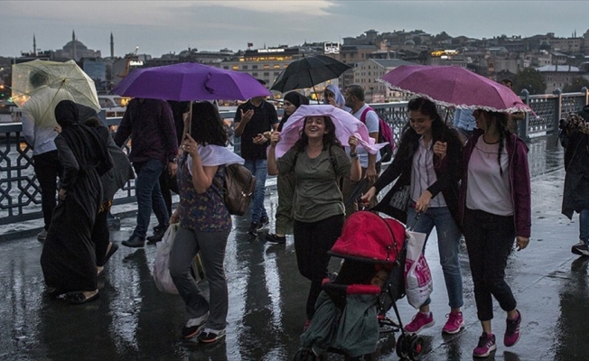 Meteorolojiden üç bölge için sağanak uyarısı