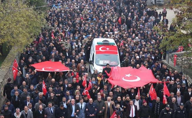 Şehit polis memuru Öztekin son yolculuğuna uğurlandı