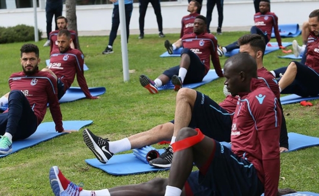 Trabzonspor'da Fenerbahçe maçı hazırlıkları sürüyor