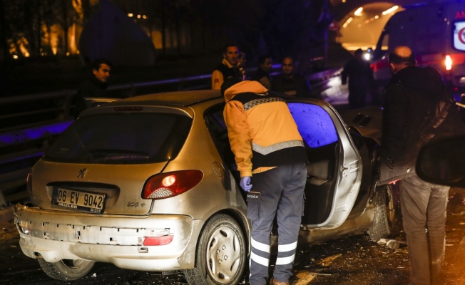 Ankara'da trafik kazası: 5 yaralı