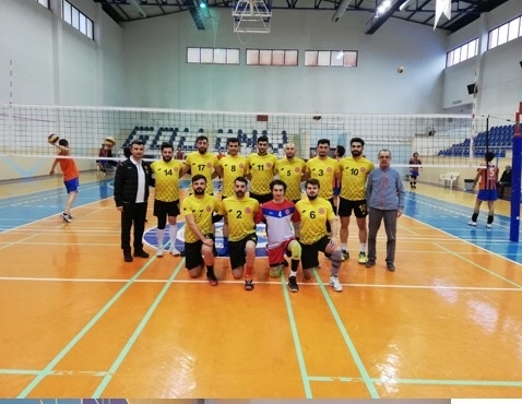 CÜ voleybol takımı şampiyon oldu