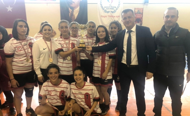 Karaman'da futsal il birinciliği müsabakaları