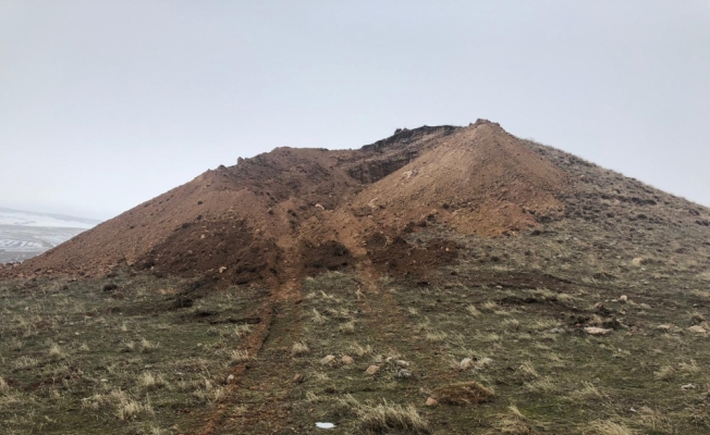 Yozgat'ta kaçak kazı yapan 2 kişi tutuklandı