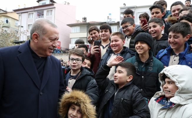 Cumhurbaşkanı Erdoğan, cuma namazını Ulu Cami'de kıldı