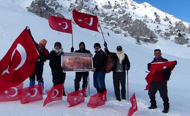 Çanakkale şehitleri için Toros Dağları'na tırmandılar