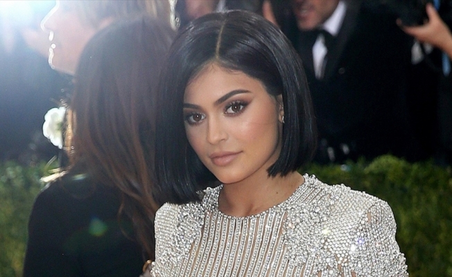 Dünyanın en genç milyarderi unvanı artık Kylie Jenner'ın