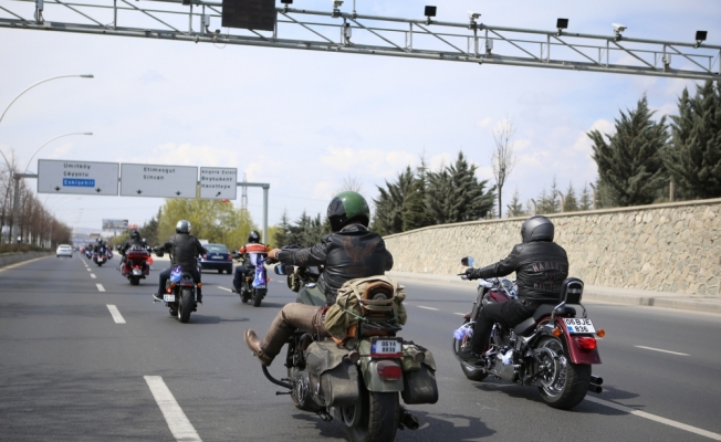 Motosiklet tutkunları otizm fakındalığı için tur attı