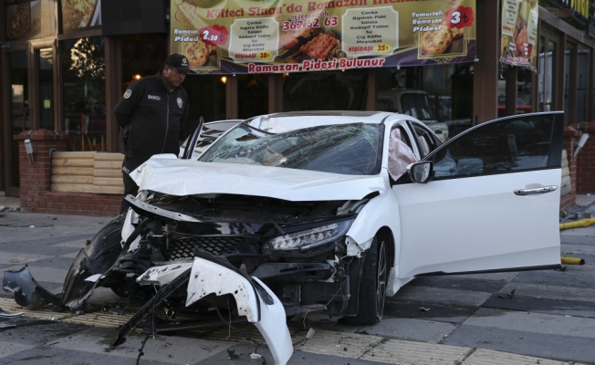 Başkentte trafik kazası: 1'i ağır 3 yaralı