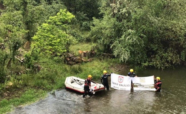 Kızılırmak'ta rafting heyecanı