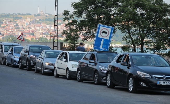 Tekirdağ Limanı'nda tatil yoğunluğu