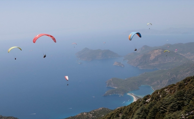 Babadağ bayramda 'uçmak' isteyenlere hazırlanıyor