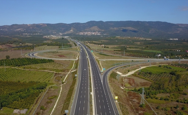 İstanbul ile İzmir arası 3,5 saate düşüyor