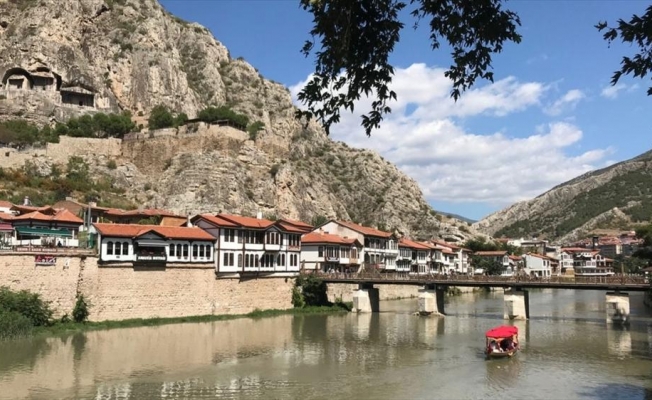 Amasya'da yabancı isimli iş yerlerine ruhsat verilmeyecek