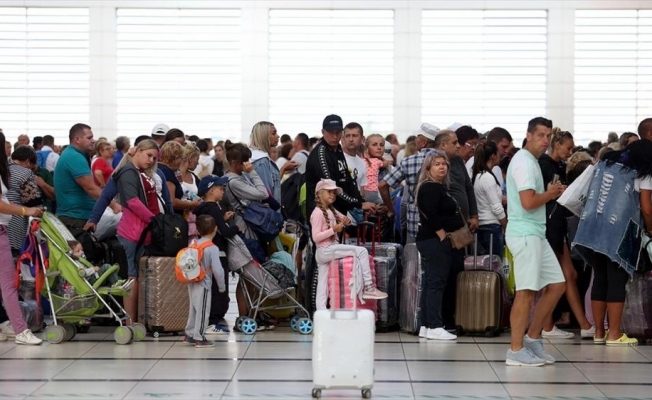 İngiliz turistlerin büyük bölümü ülkesine döndü