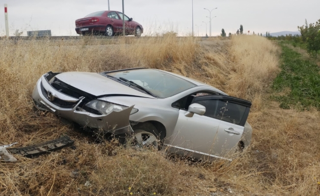 Seydişehir'deki 2 ayrı kazada 4 kişi yaralandı