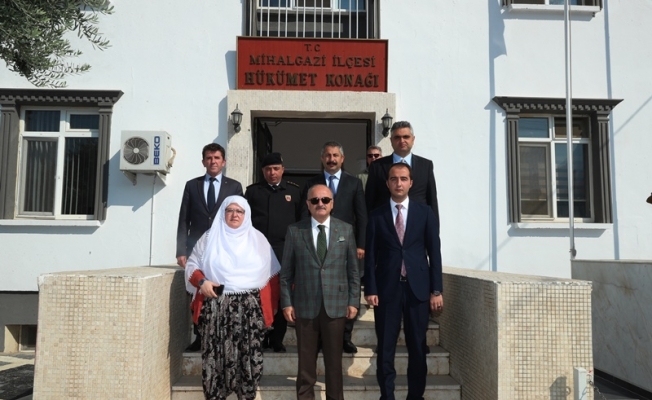 Vali Özdemir Çakacak'tan Mihalgazi'ye ziyaret