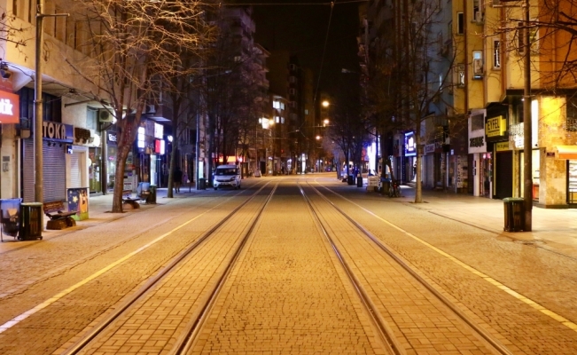 Bursa ve çevre illerde sokağa çıkma kısıtlamasına uyuluyor