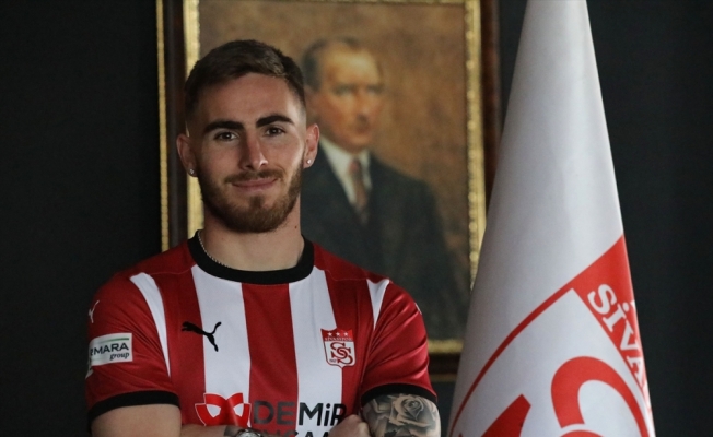 Sivasspor'un yeni transferi Tyler Boyd, Sivas'a geldi