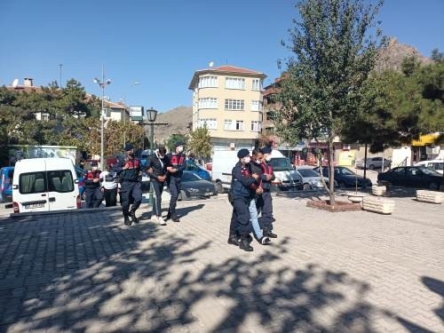 Sivrihisar'da motosiklet hırsızlığı şüphelisi 4 kişi tutuklandı