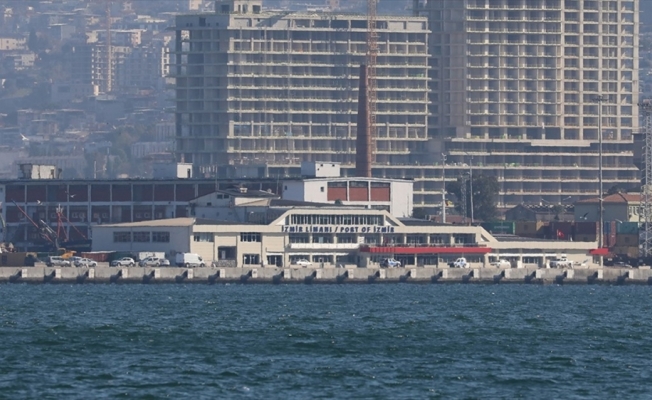 'Yüzen oteller' 6 yıl aradan sonra İzmir Limanı'na demir atacak
