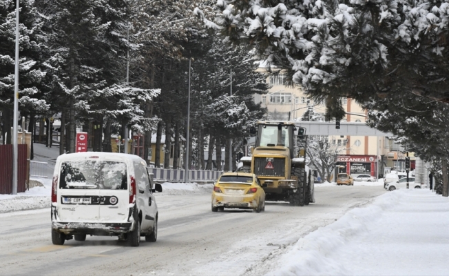 Batı Karadeniz'in kıyı kesiminde kuvvetli kar bekleniyor