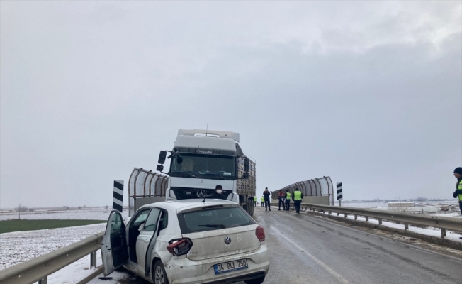 Eskişehir'deki trafik kazalarında 6 kişi yaralandı