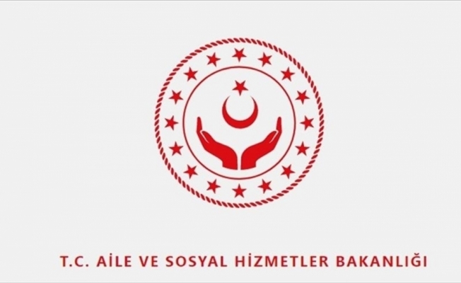 Bakanlık, ekonomiyi anlattığı kadınlara aile bütçesini yönetmeyi de öğretiyor