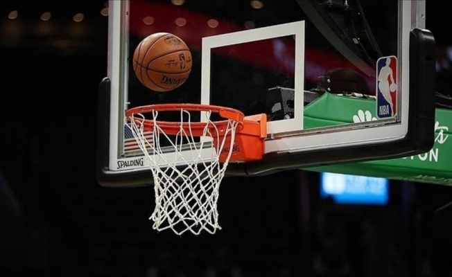 NBA'de Mavericks, deplasmanda Nets'i son saniye basketiyle devirdi