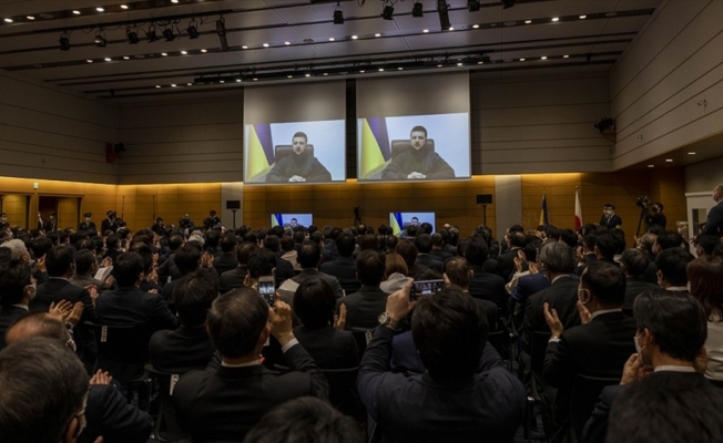 Zelenskiy, Japonya'dan 'Rusya'ya yaptırım ve baskılarını sürdürmesini' istedi