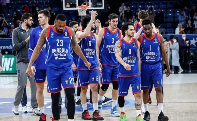 Anadolu Efes üst üste üçüncü kez Dörtlü Final'e yükseldi