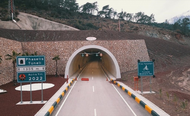 Antalya'nın ulaşımını rahatlatacak Phaselis Tüneli yarın açılacak